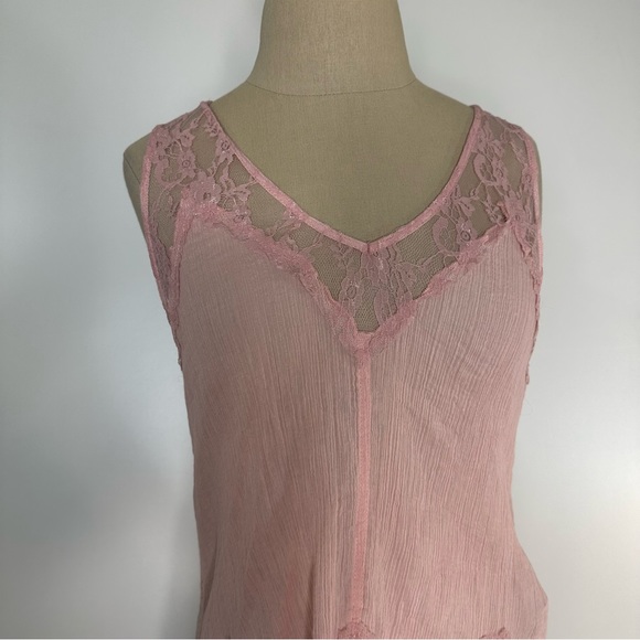 Forever21 pink sheer lace top L - Picture 9 of 16